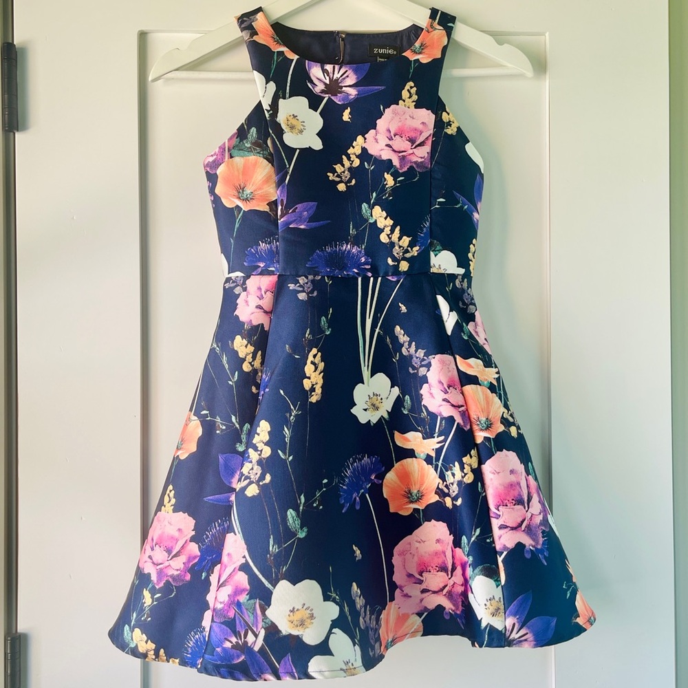 Zunie Navy & Floral Halter Fit-&-Flare Keyhole Occasion Dress – size 7